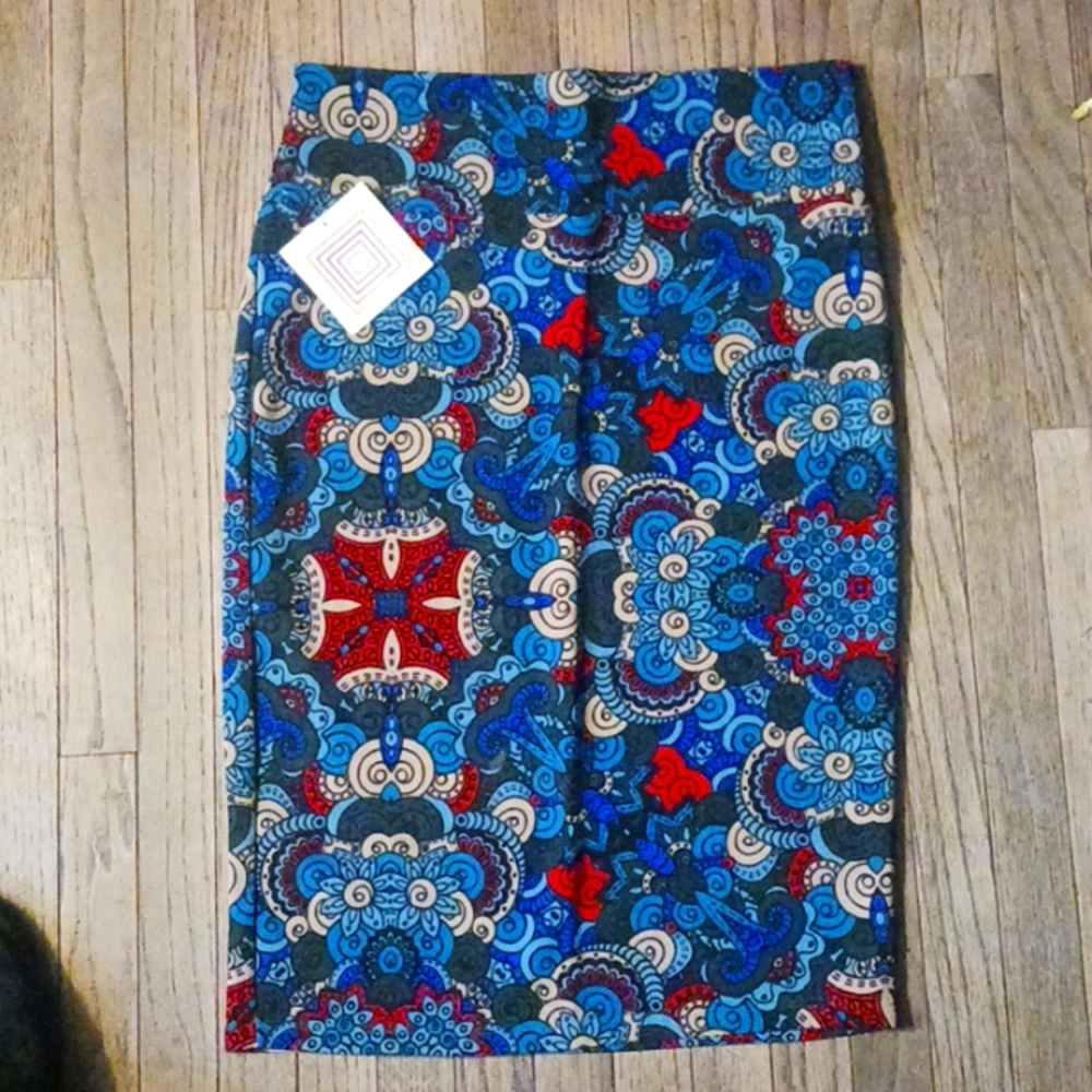 Lularoe skirt Cassie Sz L